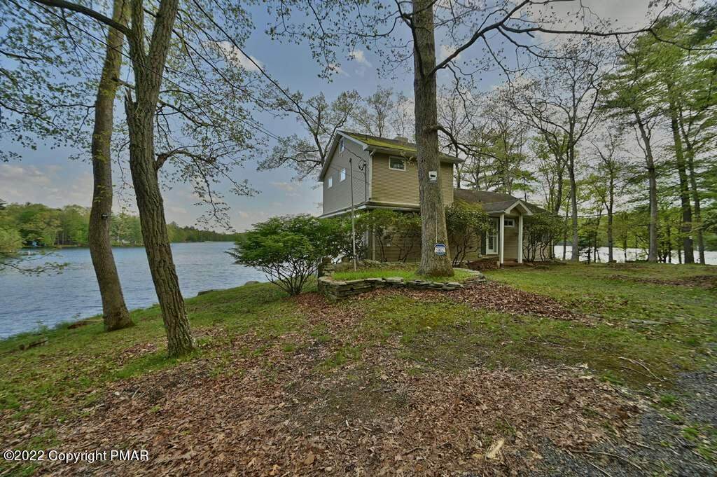 6437 Lakeshore Dr - Photo 1