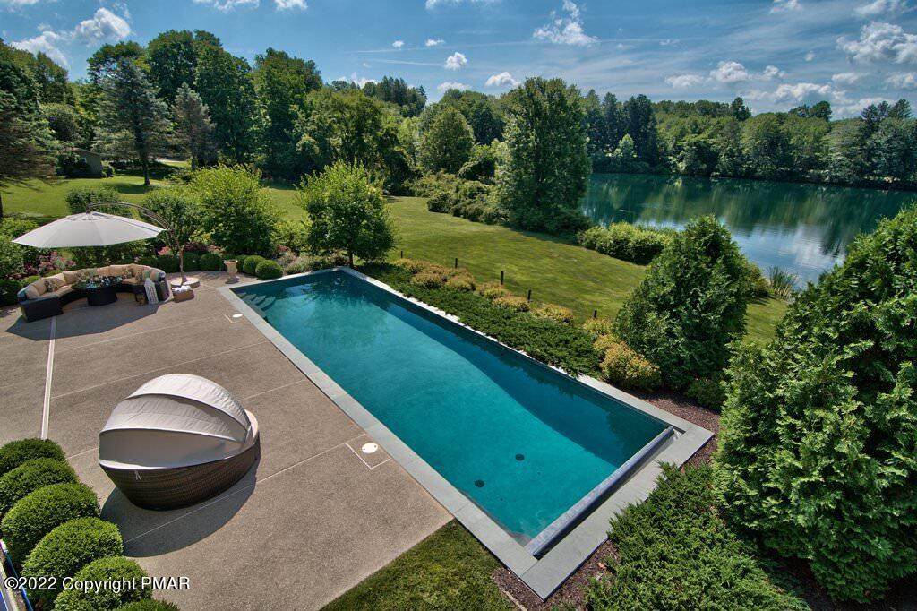3 Redwood Lane - Photo 1