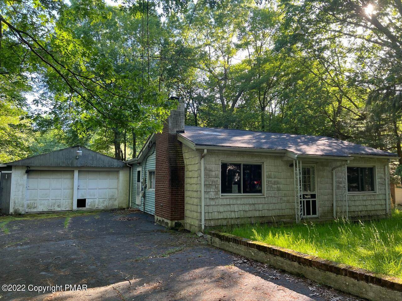 9 Pine Tree Rd - Photo 1