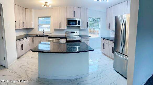 125 Alwen Ave - Photo 1