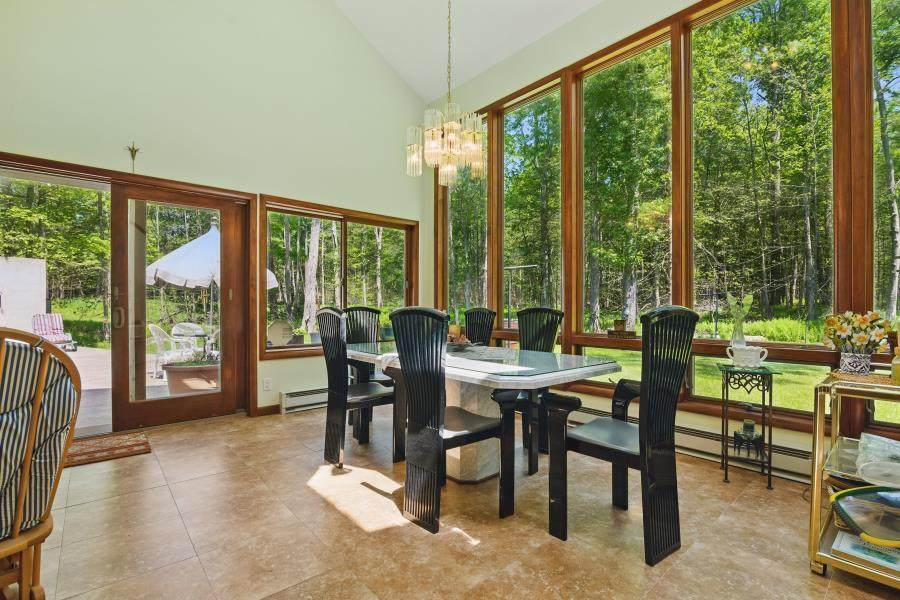 https://bt-photos.global.ssl.fastly.net/pocono/orig_boomver_2_PM-132912-2.jpg