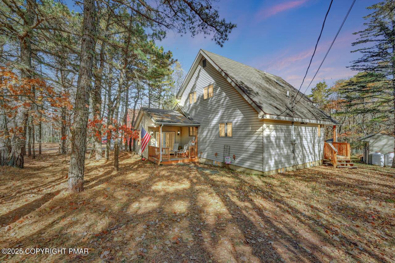 94 Markham Way - Photo 1