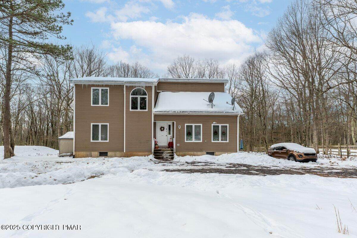 219 Mountain View Drive - Photo 1