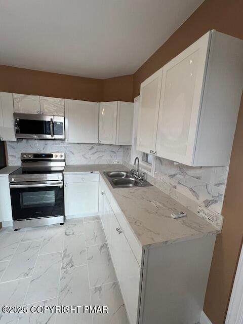 100-106 S Courtland Street - Photo 1