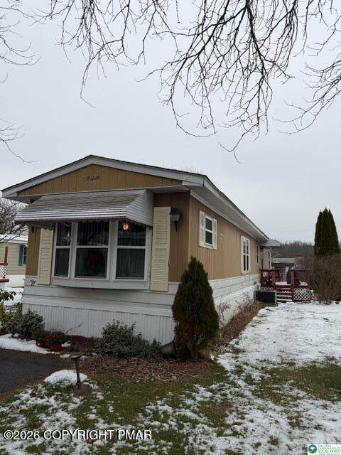 27 Powderhorn Place - Photo 1