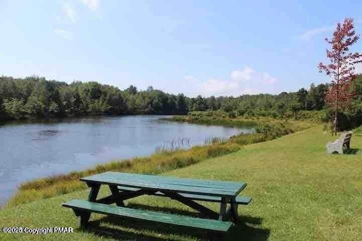 https://bt-photos.global.ssl.fastly.net/pocono/orig_boomver_2_PM-138118-2.jpg