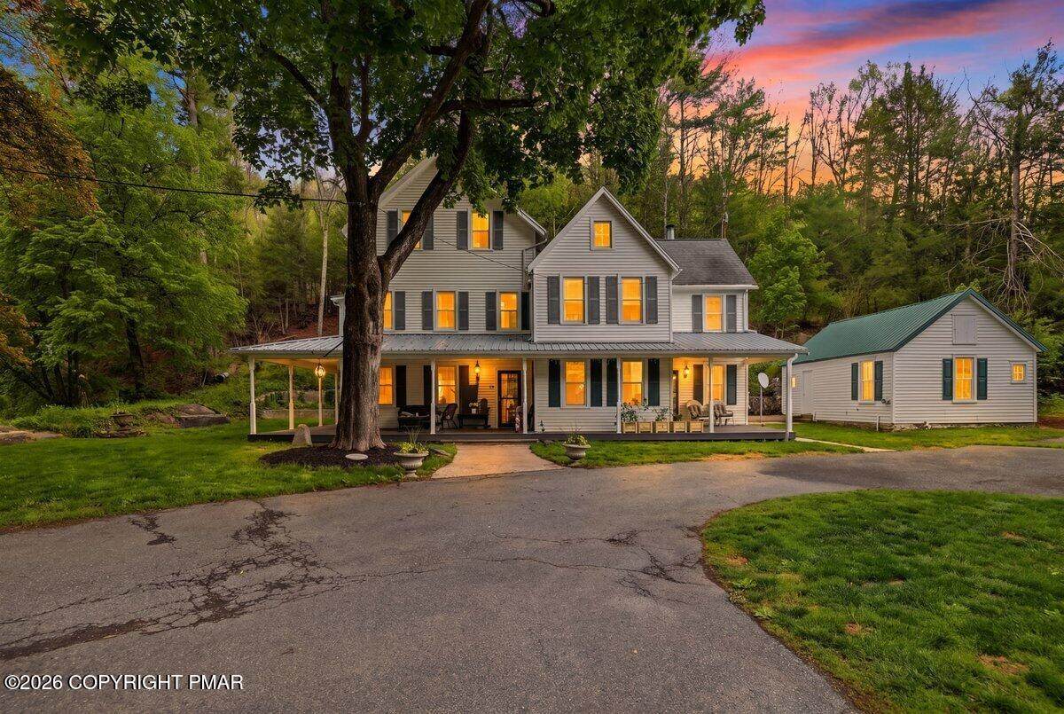 3585 Fairyland Road - Photo 1