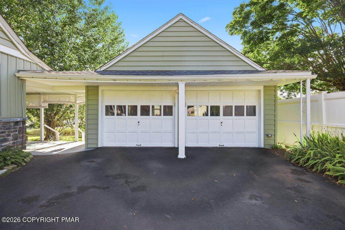 https://bt-photos.global.ssl.fastly.net/pocono/orig_boomver_1_PM-143600-2.jpg