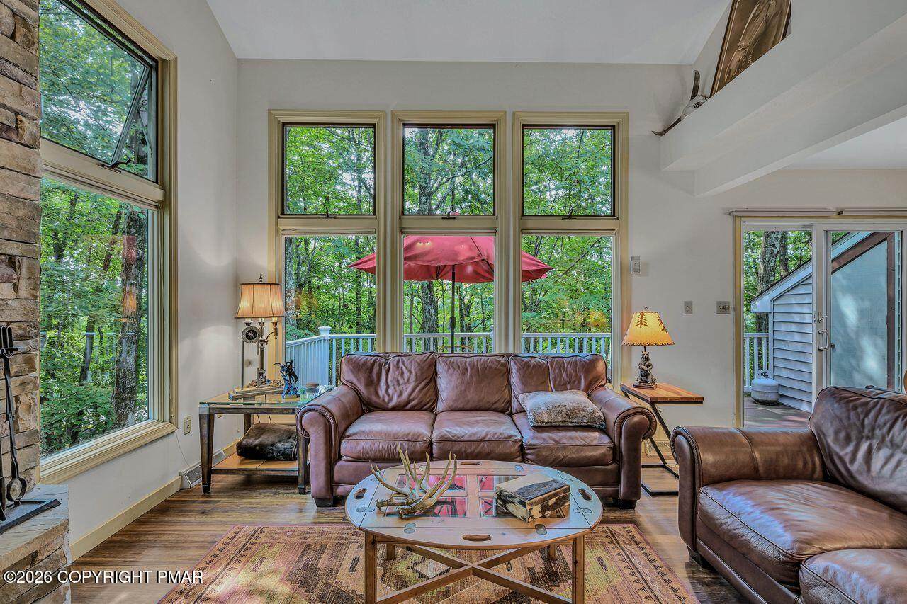 106 Laurelwoods Drive - Photo 1