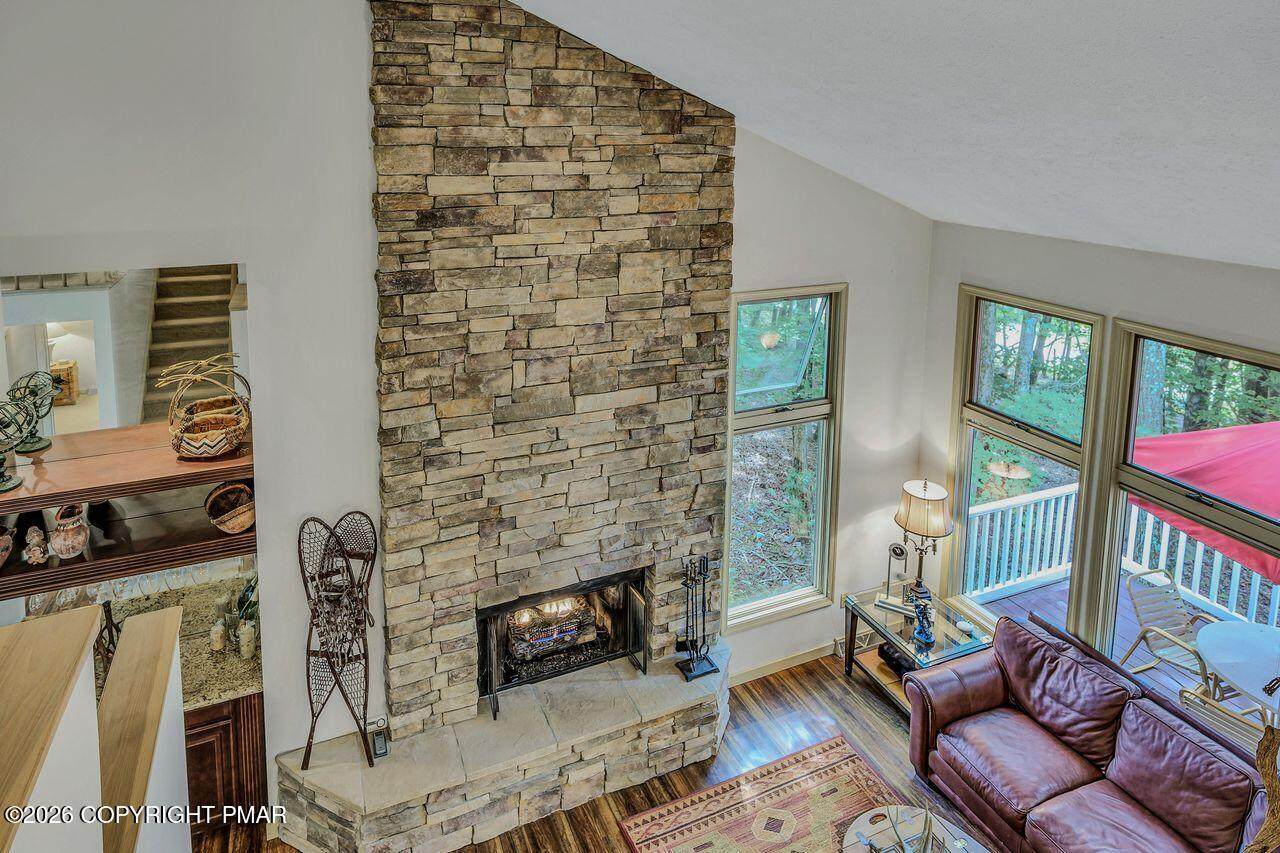 https://bt-photos.global.ssl.fastly.net/pocono/orig_boomver_2_PM-143960-2.jpg
