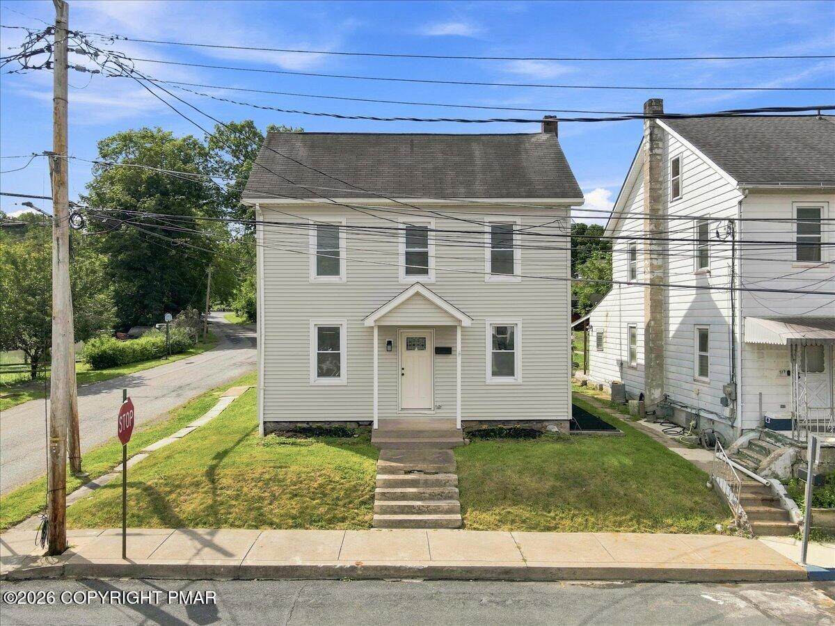 315 Blaine Street - Photo 1