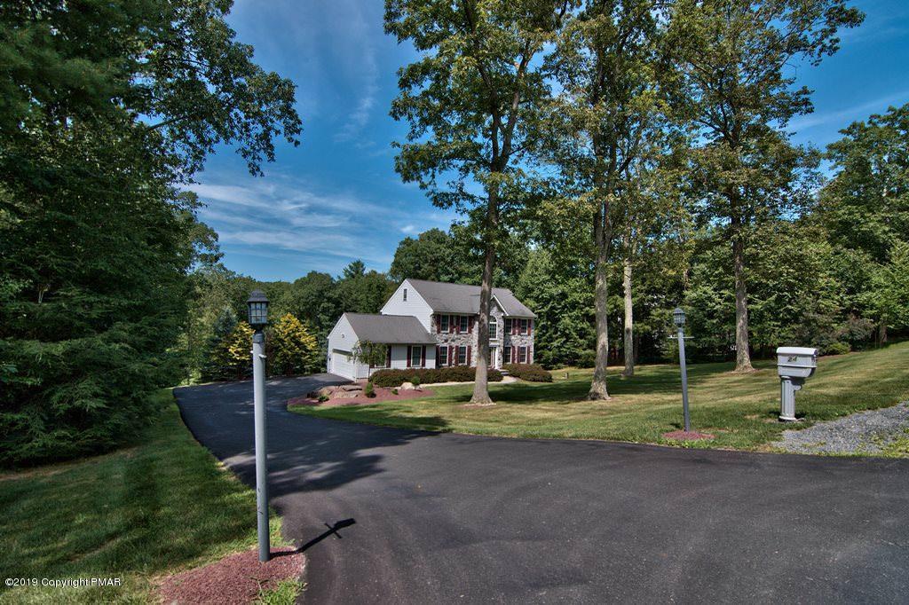 24 Hickory Dr - Photo 1