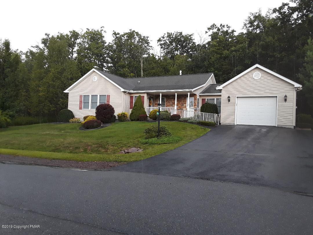 644 Oak Ln - Photo 1