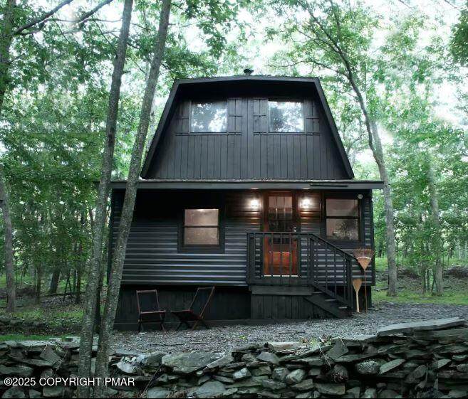 169 Saunders Drive - Photo 1