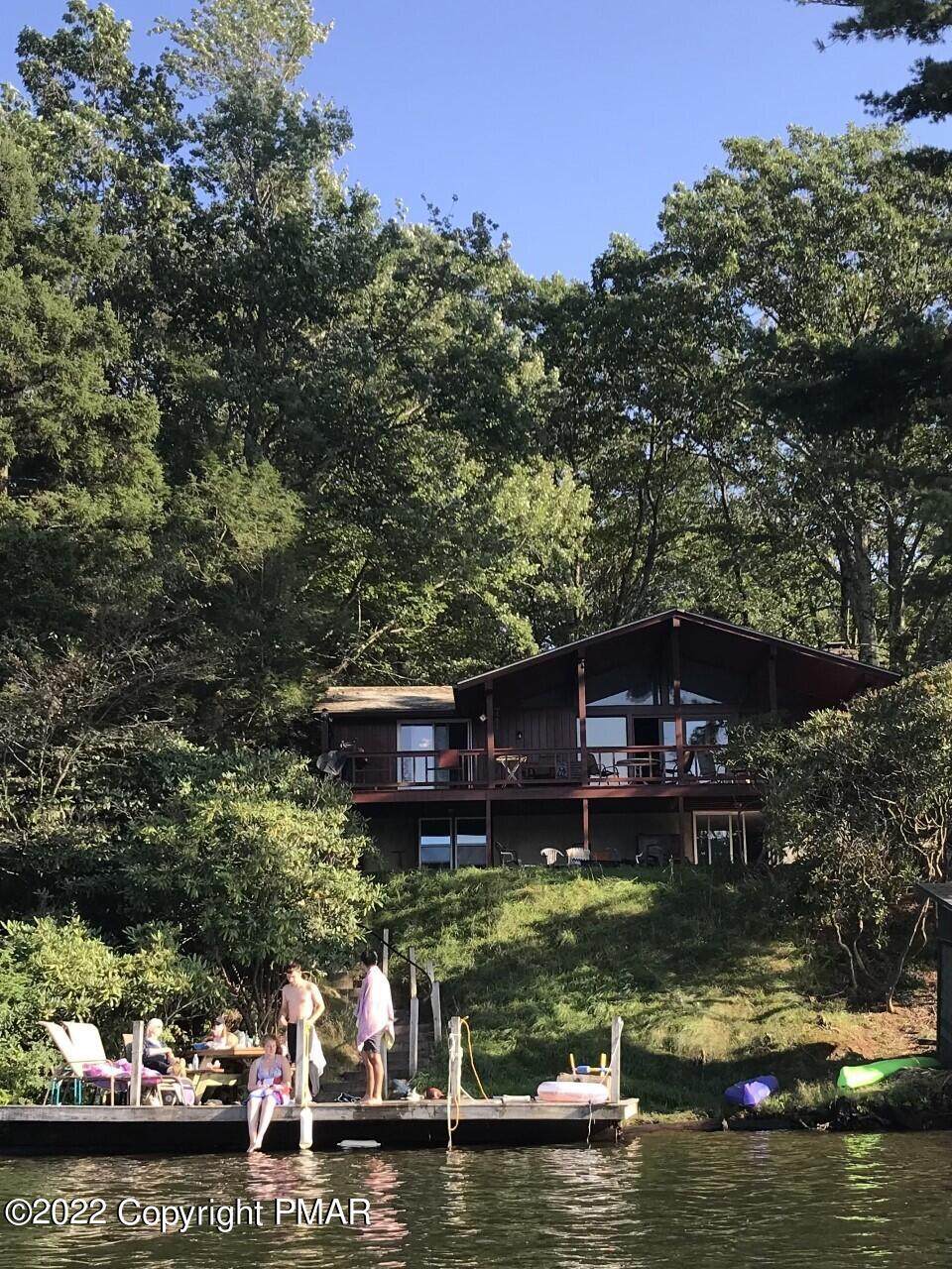 126 Lake Dr - Photo 1