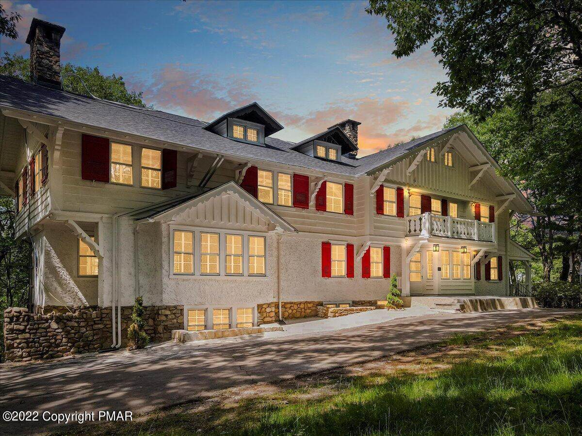 24 Summit Ave - Photo 1