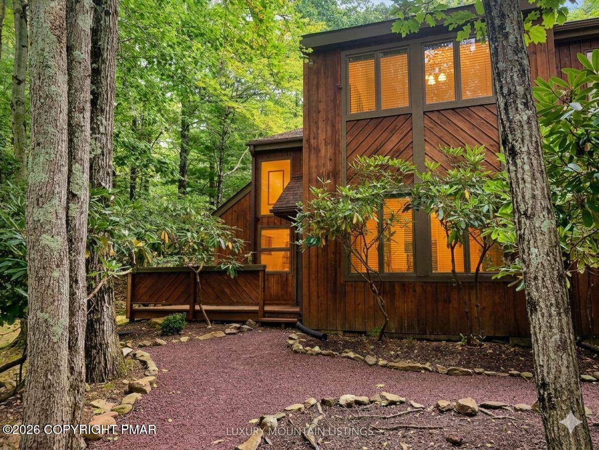 47 Warbler Court - Photo 1