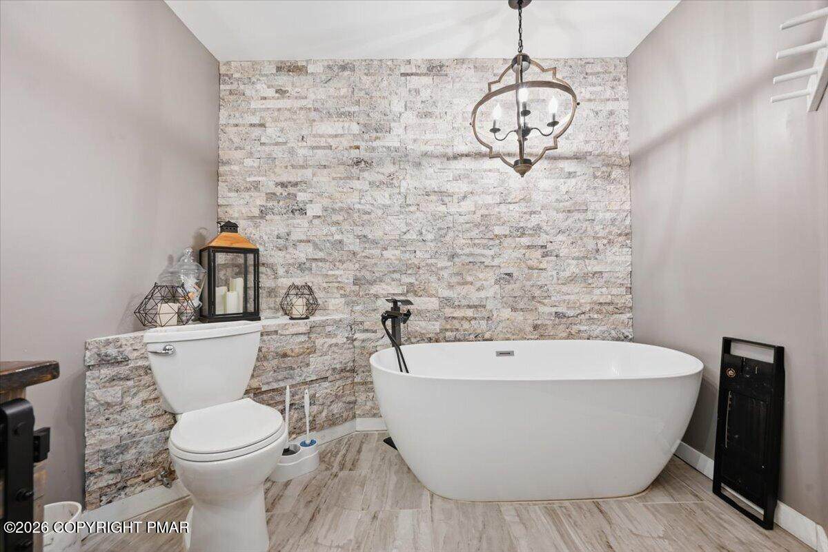 https://bt-photos.global.ssl.fastly.net/pocono/orig_boomver_5_PM-139845-2.jpg