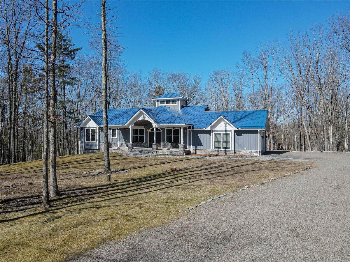 115 Ridgewood Lane - Photo 1