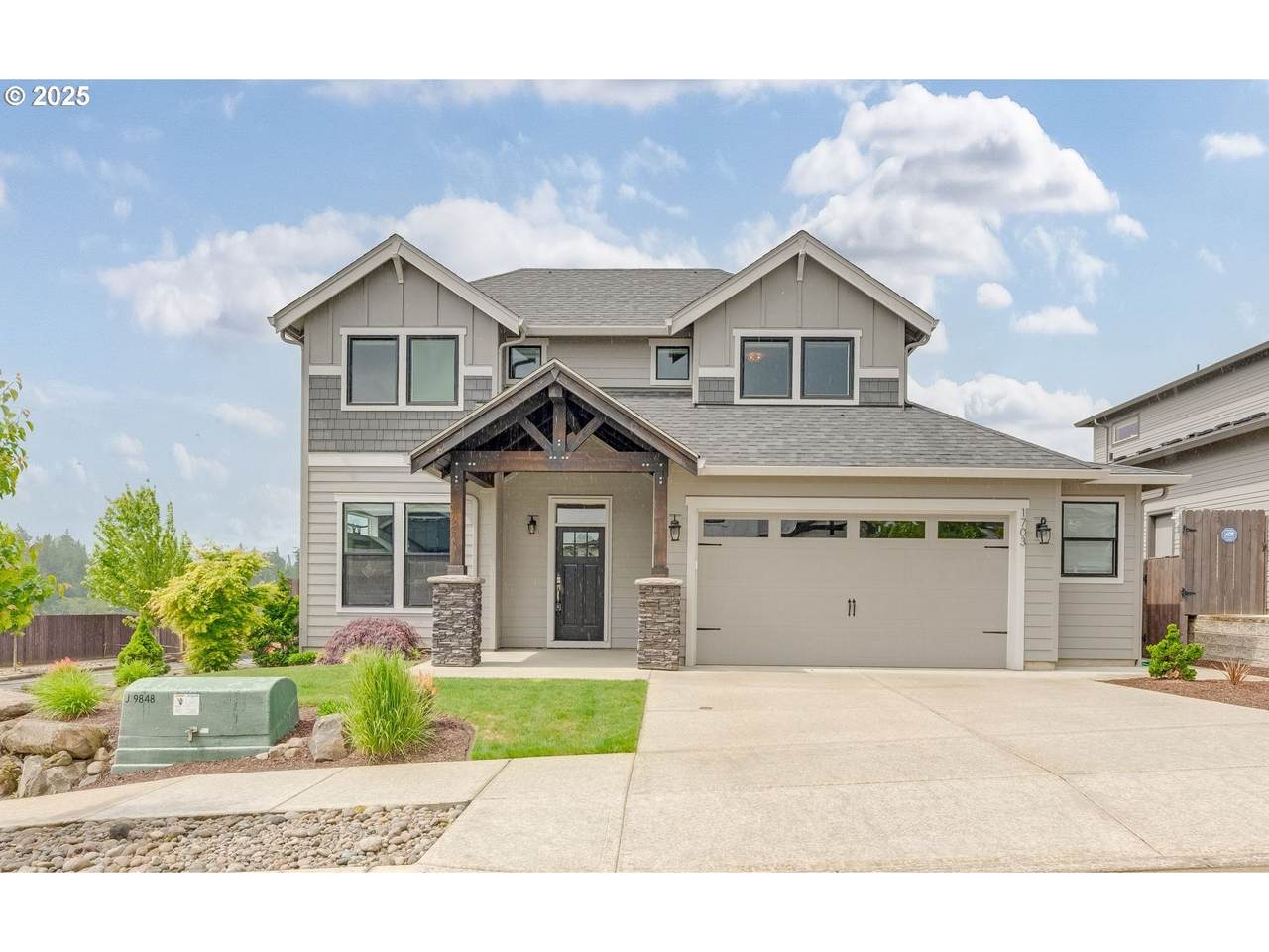 1703 Farm View Loop - Photo 1