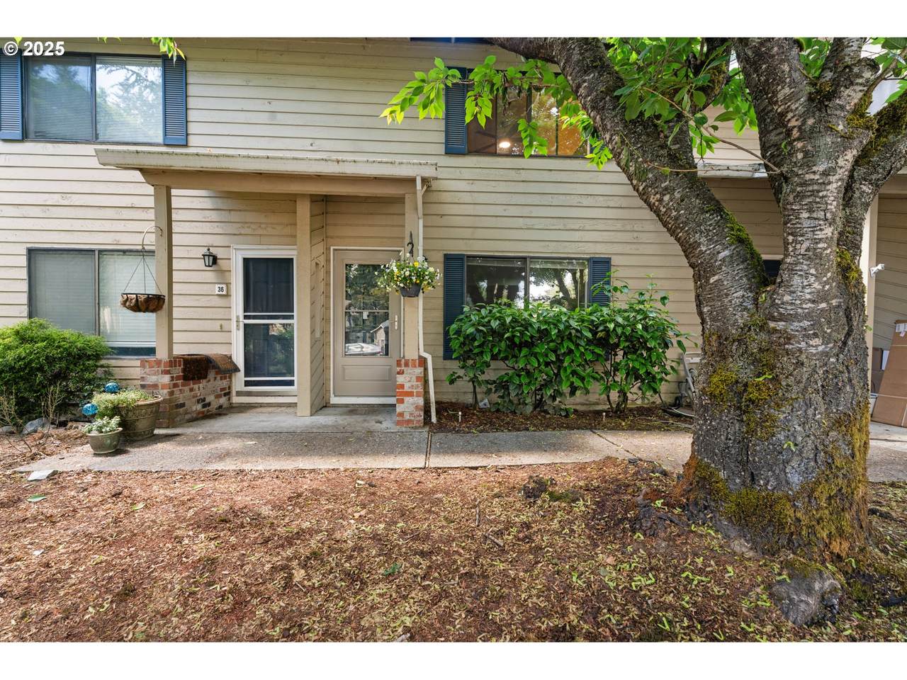 29570 Volley St - Photo 1
