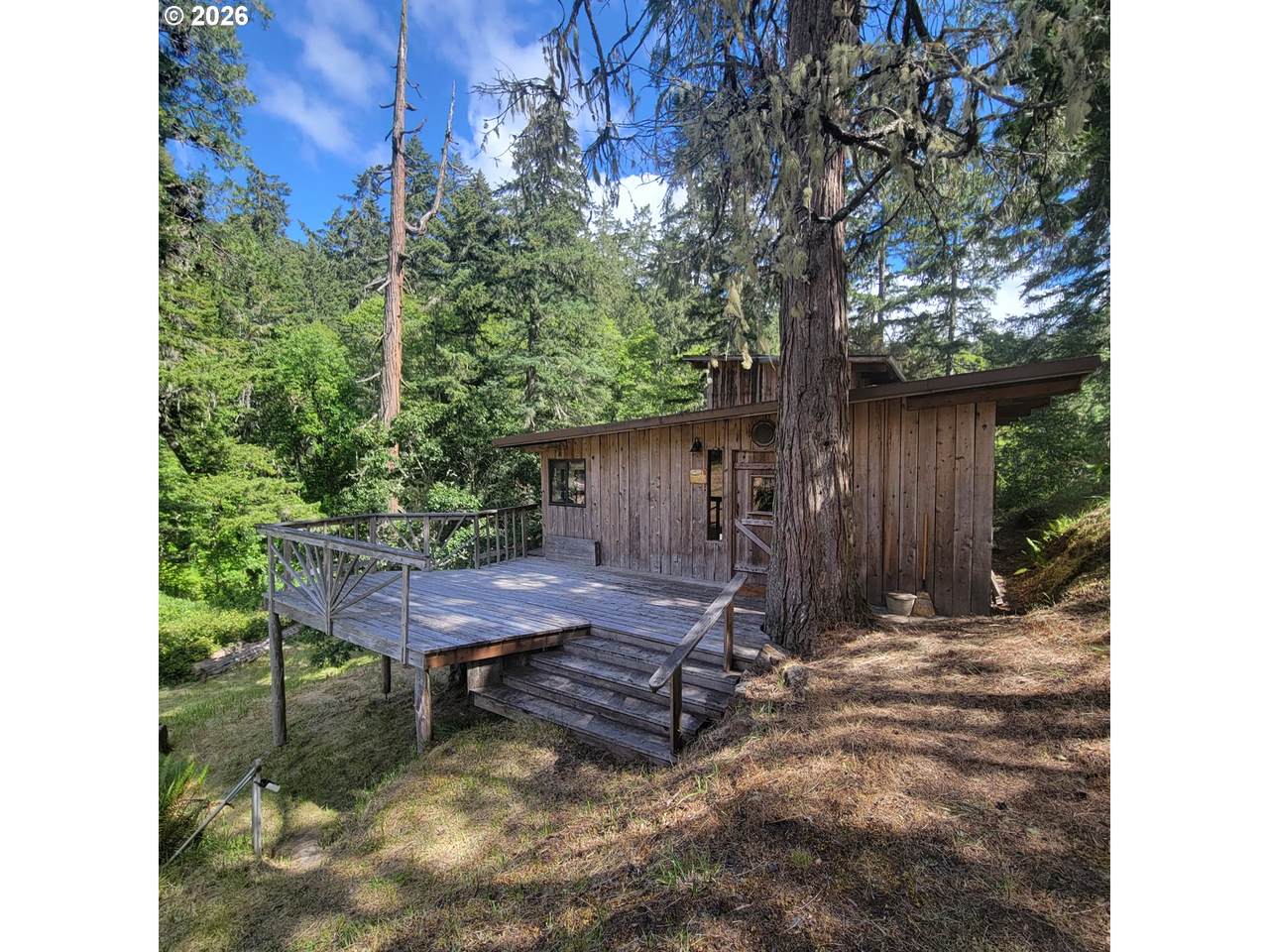 https://bt-photos.global.ssl.fastly.net/portland/1280_boomver_1_104240275-2.jpg