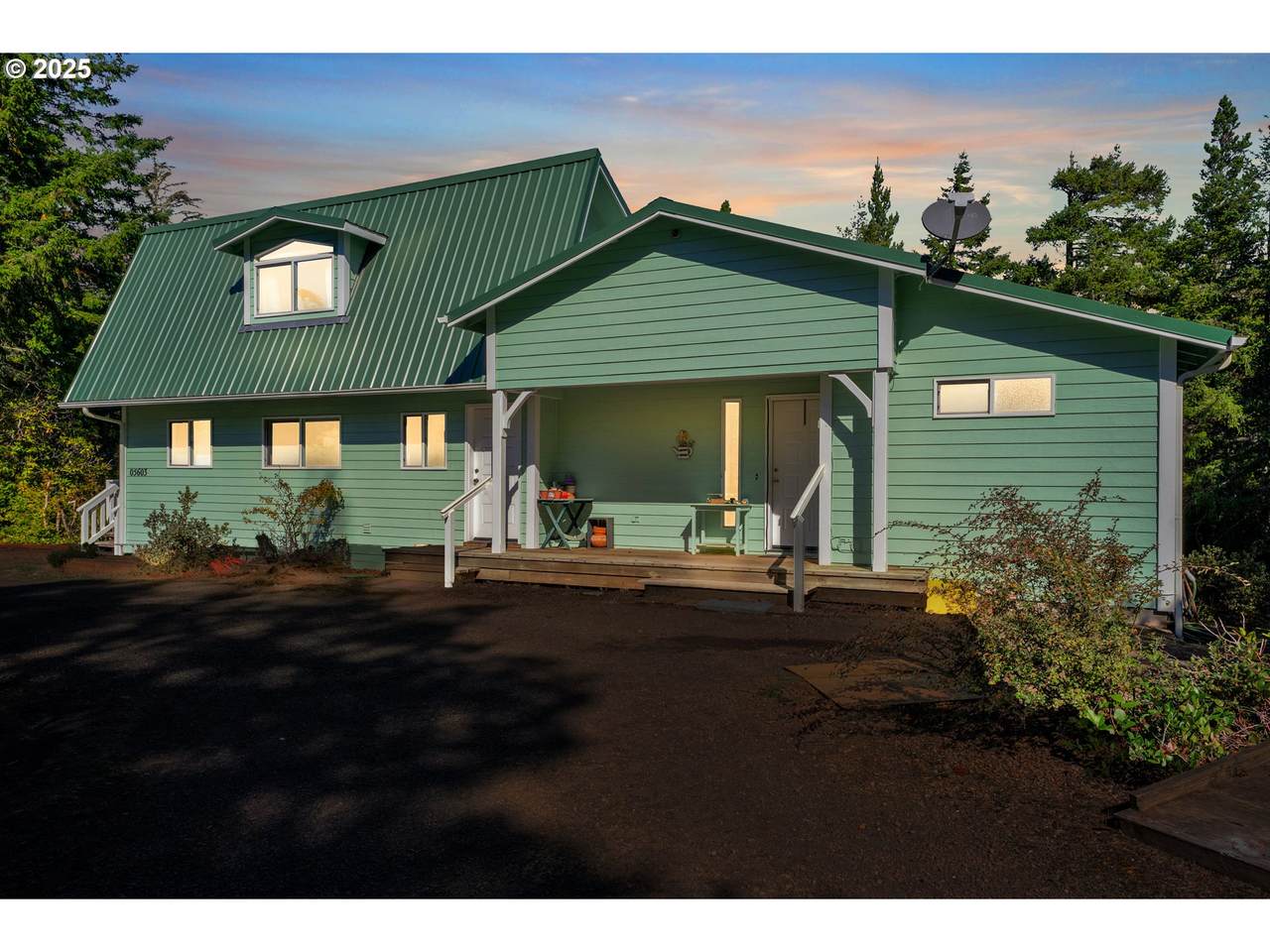 5603 Friendly Acres Rd - Photo 1