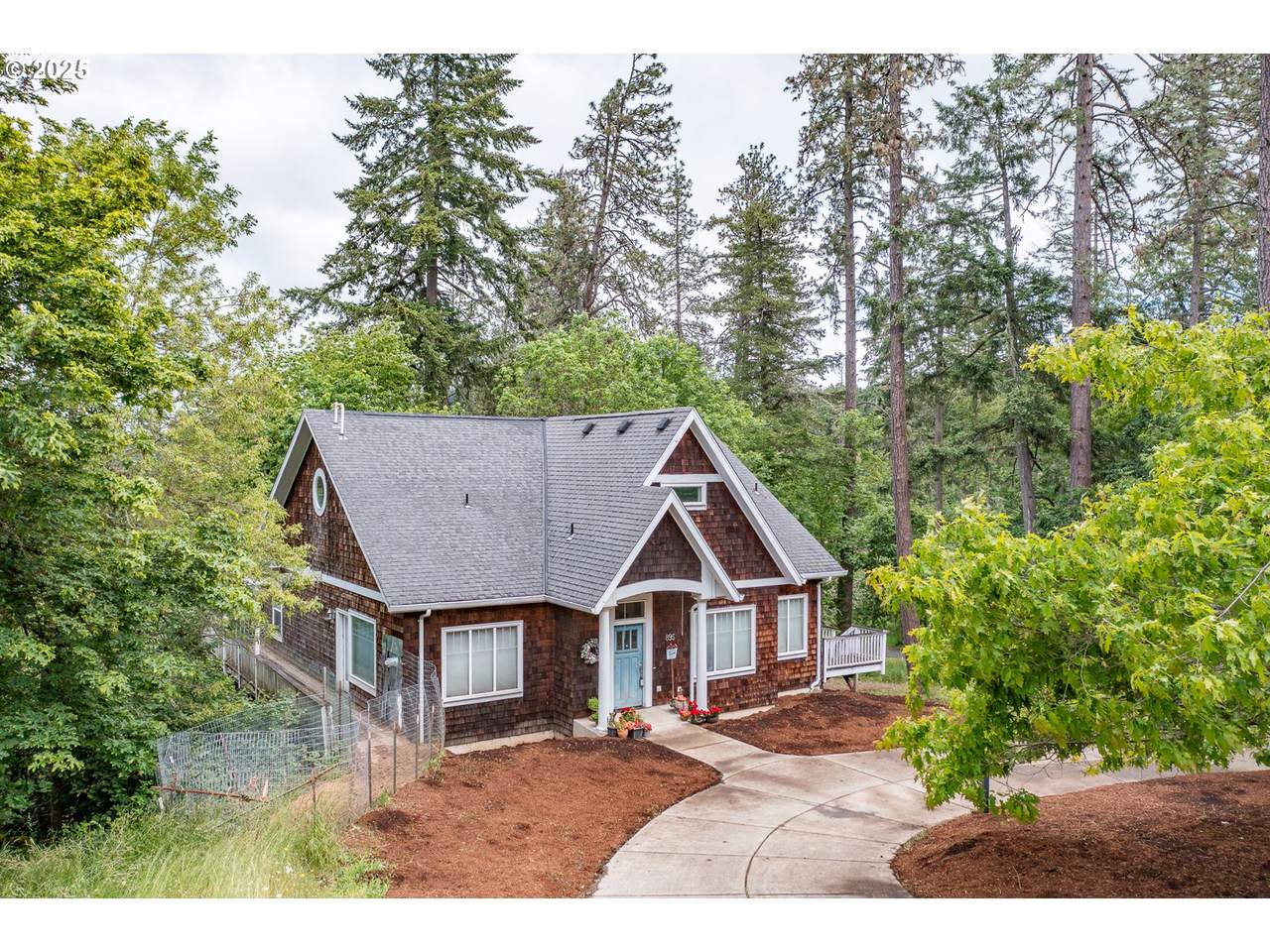 895 Pine Forest Dr - Photo 1