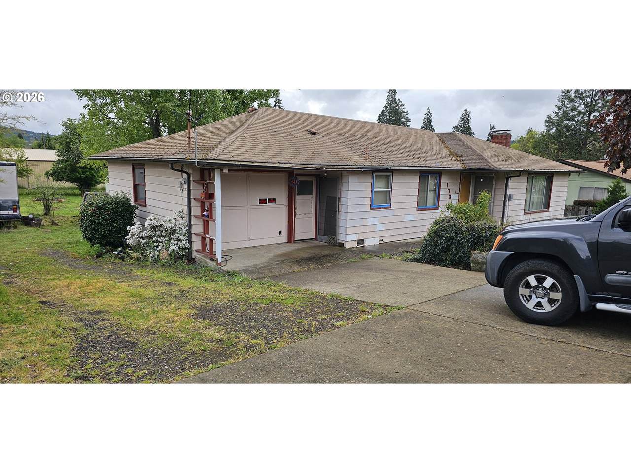 1731 Keasey St - Photo 1