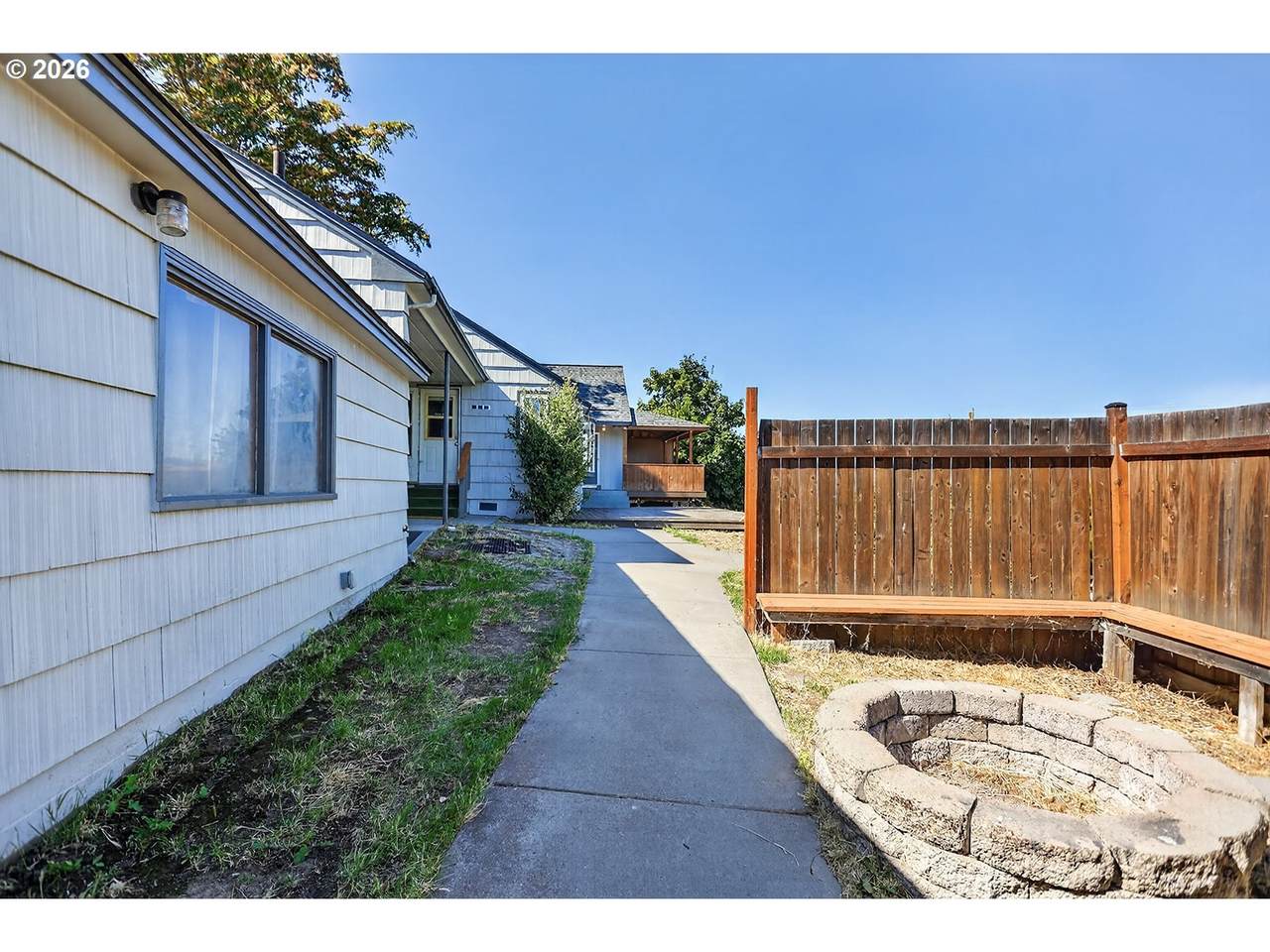 https://bt-photos.global.ssl.fastly.net/portland/1280_boomver_1_106855894-2.jpg