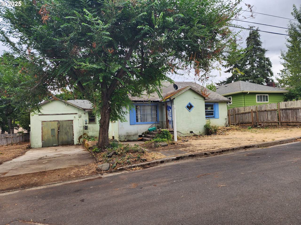 3945 High St - Photo 1