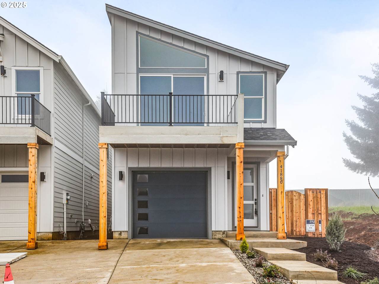 41920 Deschutes Ave - Photo 1