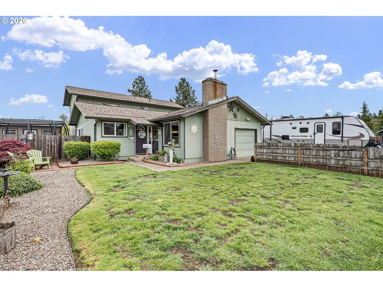 1700 Grover Ave - Photo 1