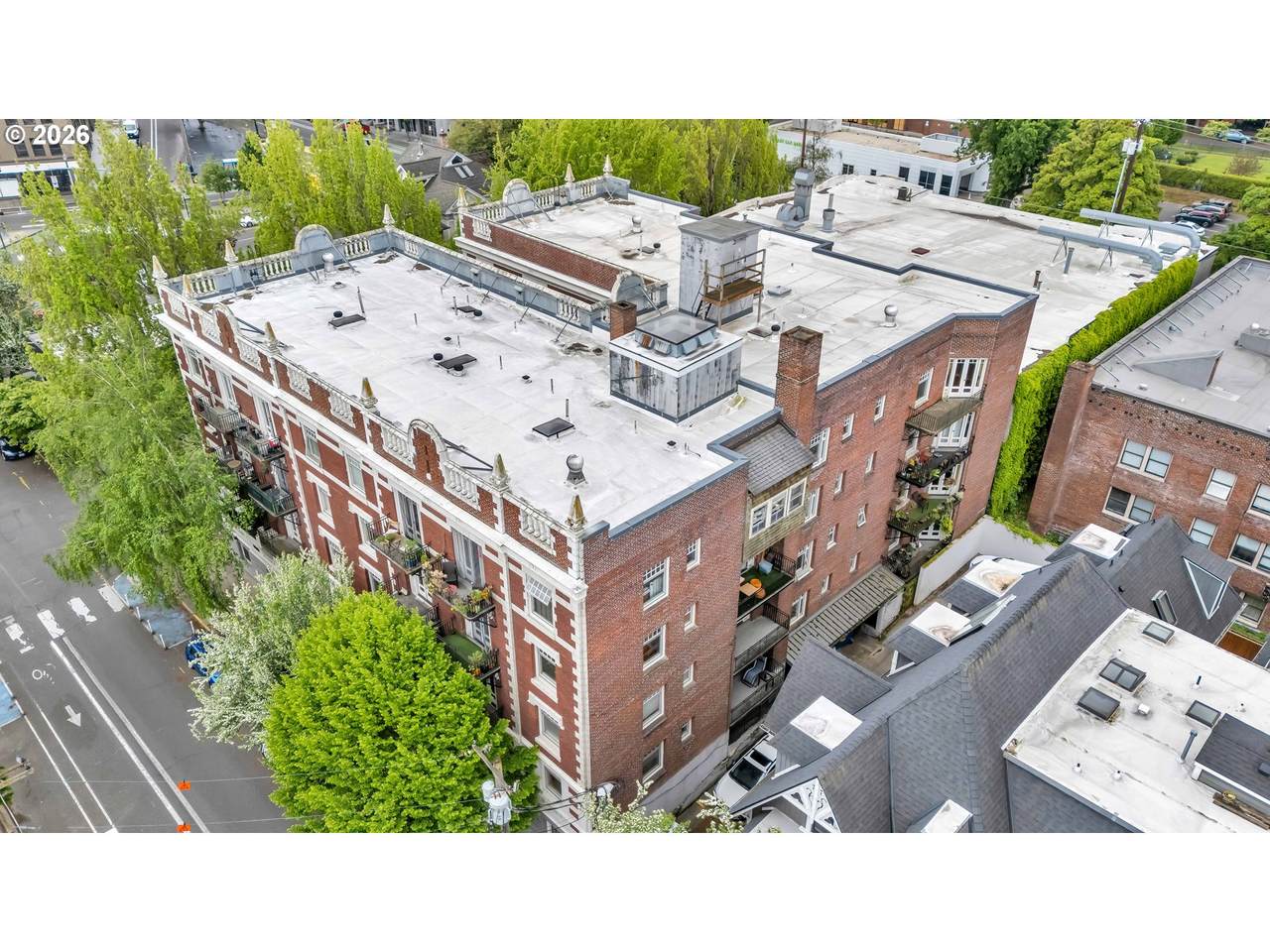 https://bt-photos.global.ssl.fastly.net/portland/1280_boomver_1_115008072-2.jpg