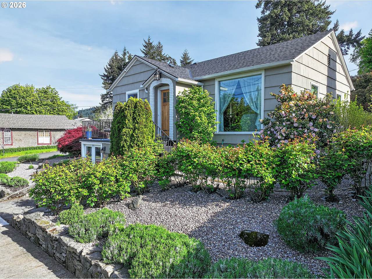 https://bt-photos.global.ssl.fastly.net/portland/1280_boomver_1_115095143-2.jpg