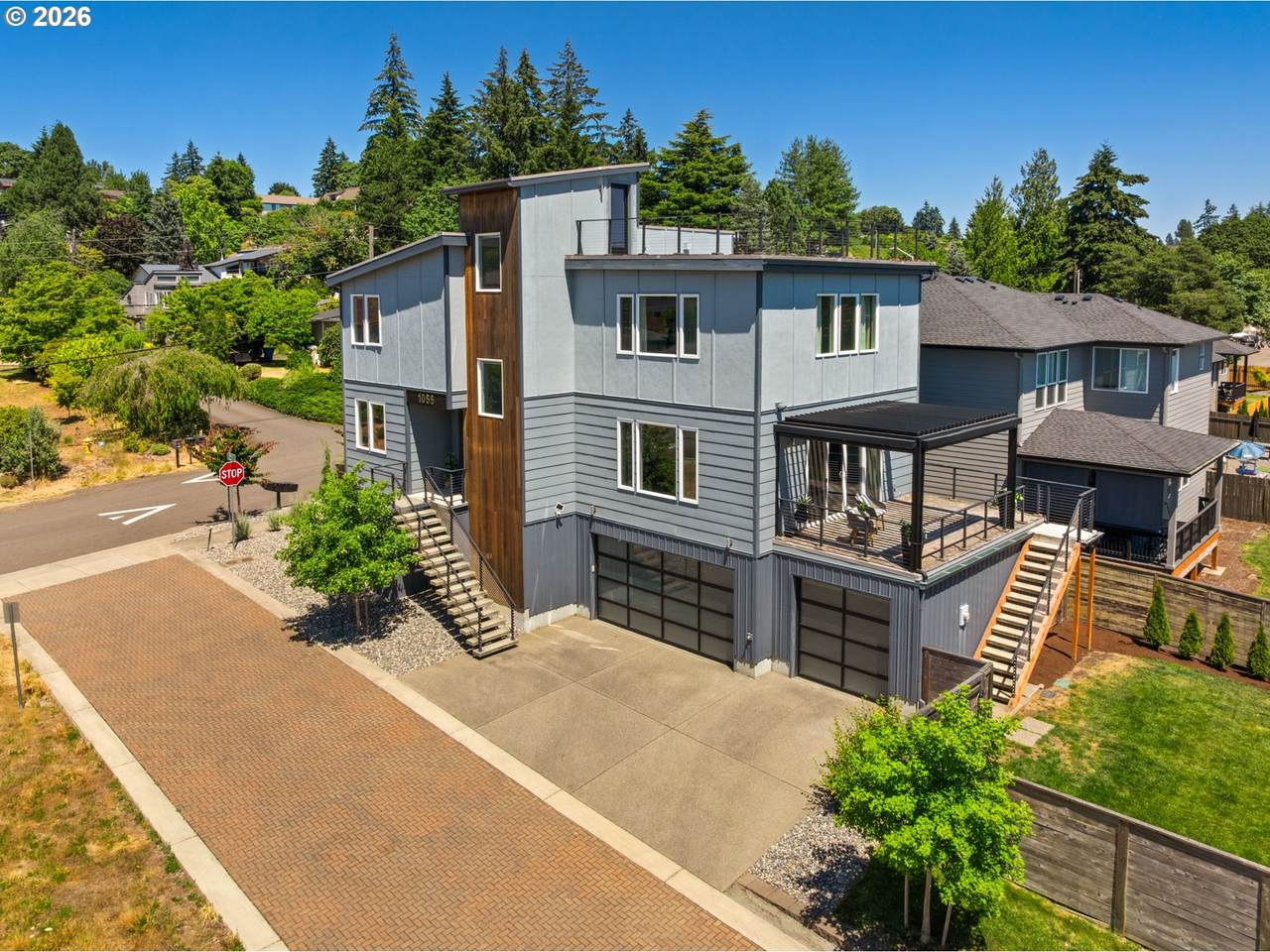 https://bt-photos.global.ssl.fastly.net/portland/1280_boomver_1_115846117-2.jpg