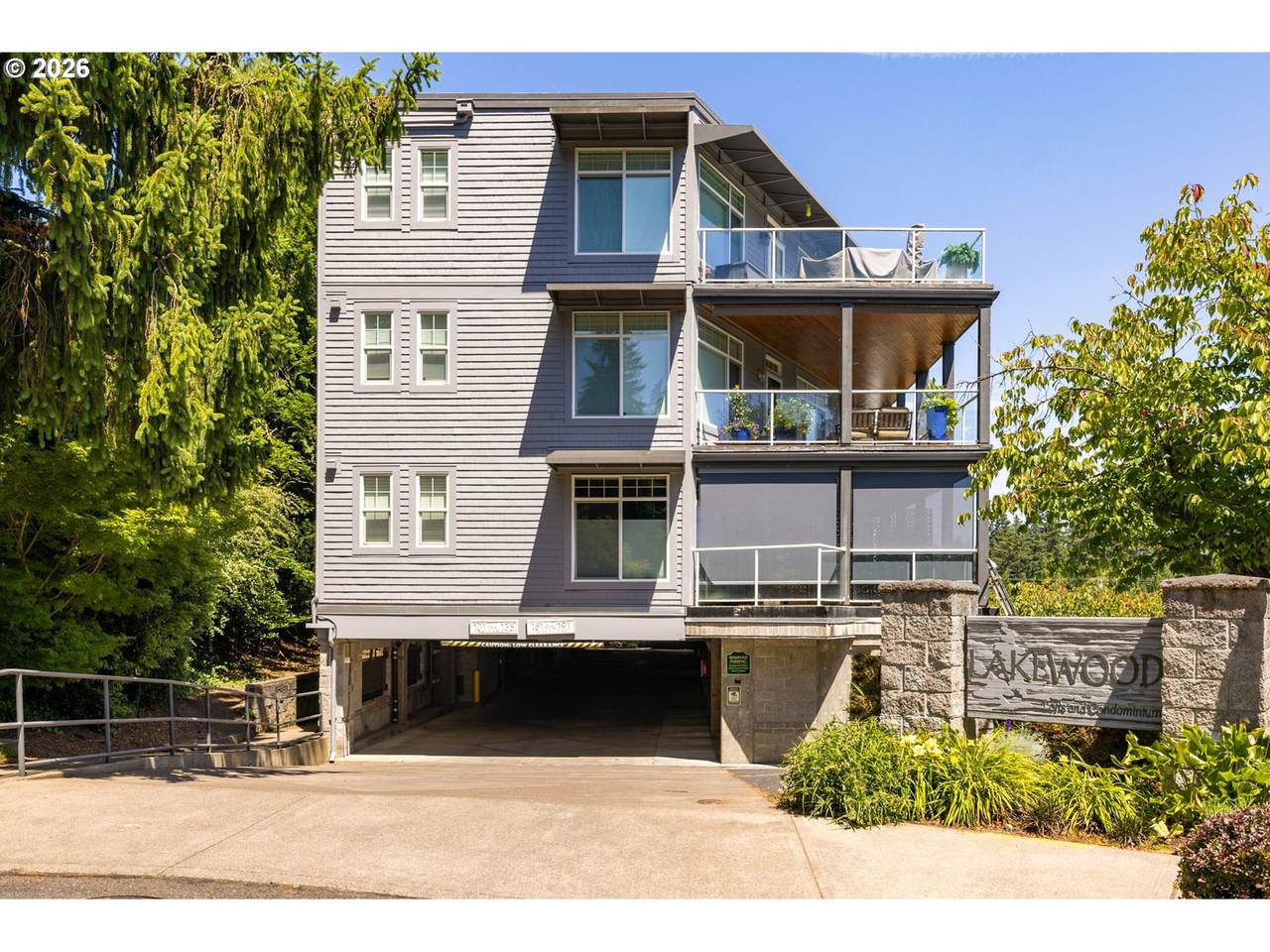 https://bt-photos.global.ssl.fastly.net/portland/1280_boomver_1_116442233-2.jpg