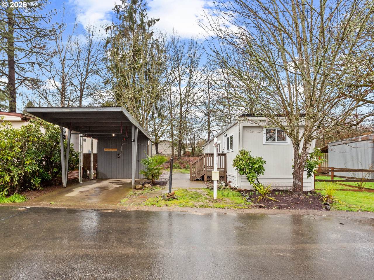 500 Gilwood St - Photo 1