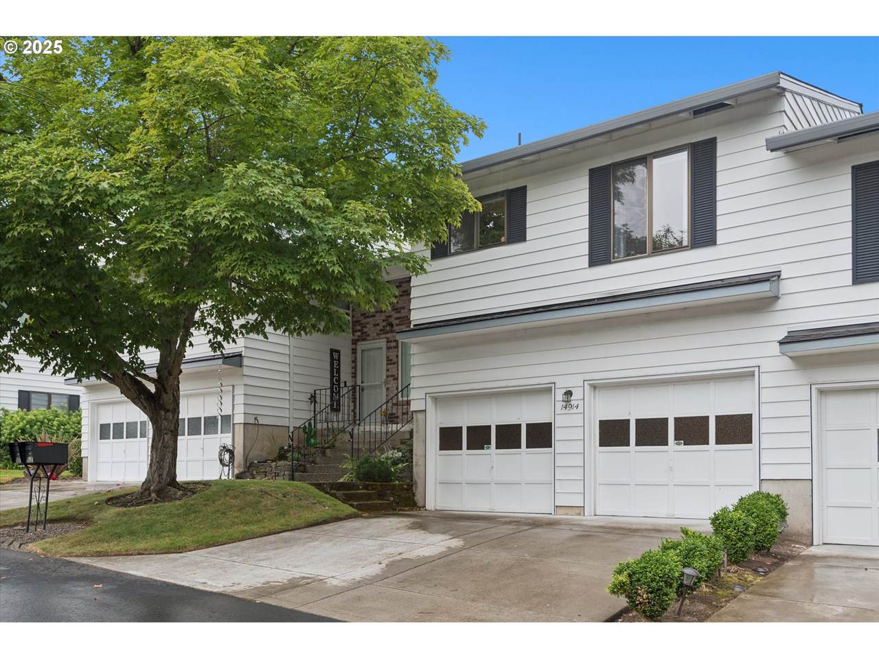 14914 Rose Pkwy - Photo 1