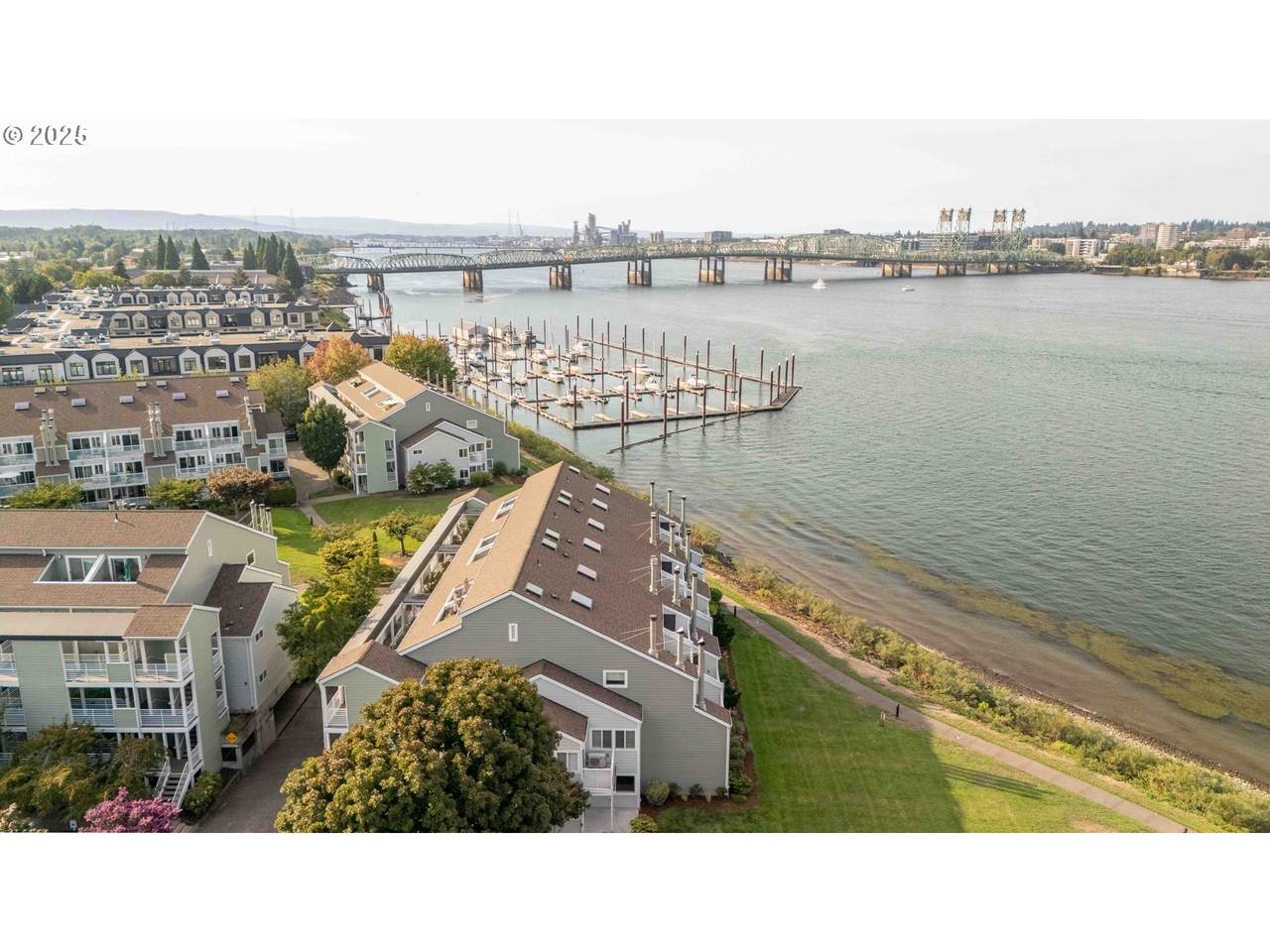 125 Hayden Bay Dr - Photo 1