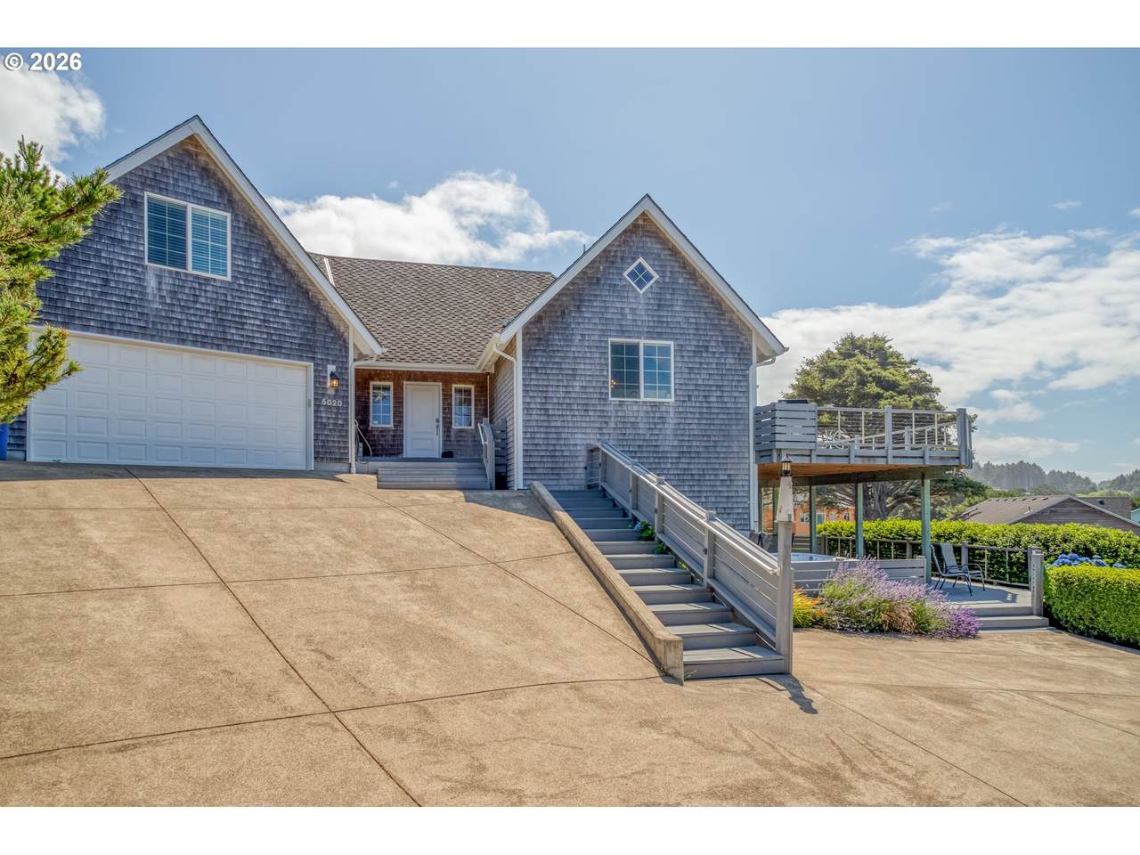 5020 Lee Ave - Photo 1