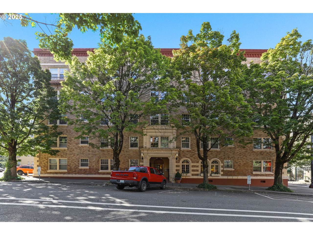 709 16TH Ave - Photo 1