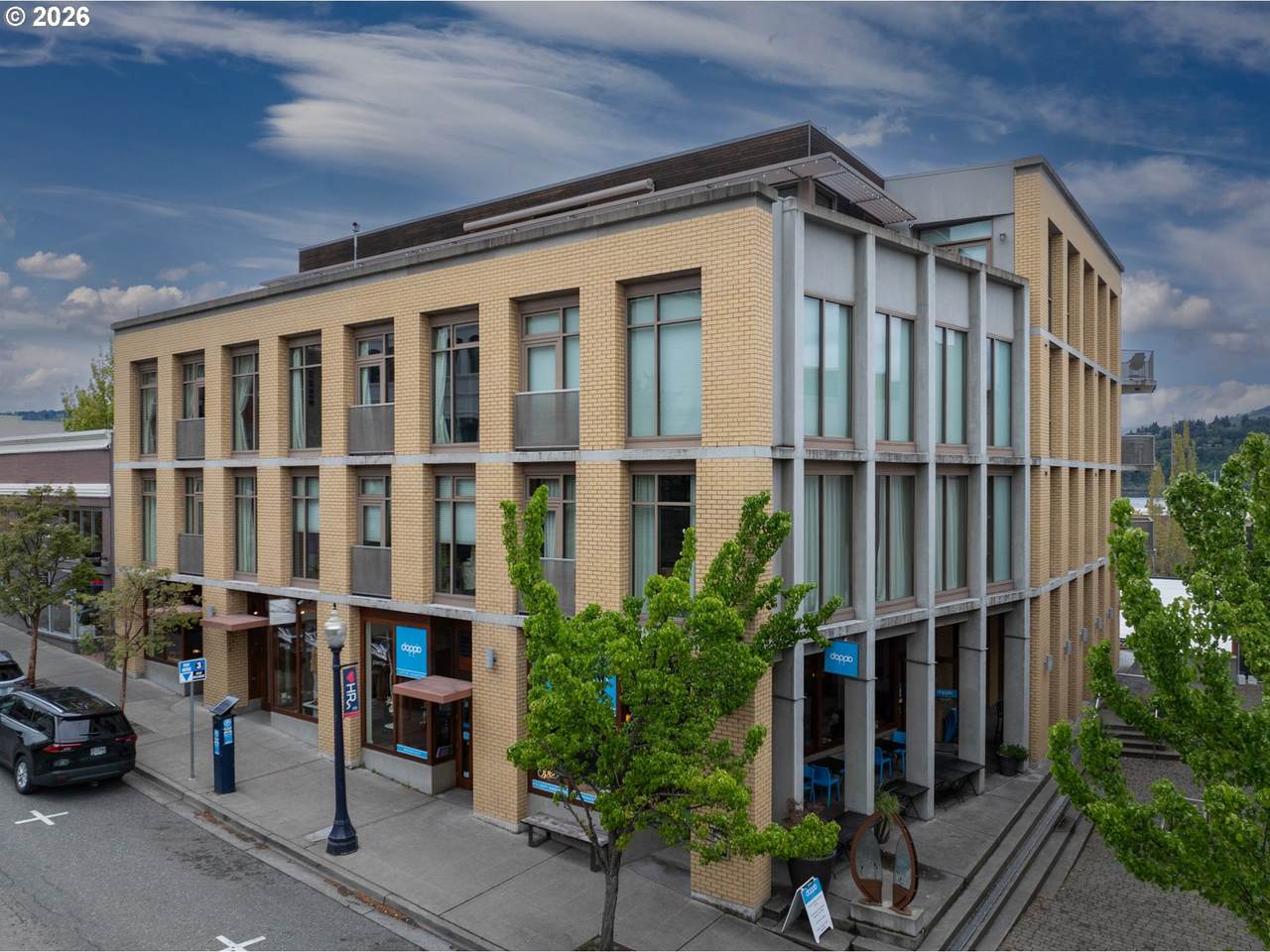 310 Oak St - Photo 1