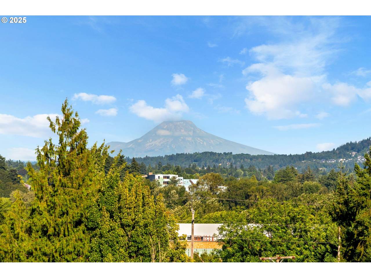 https://bt-photos.global.ssl.fastly.net/portland/1280_boomver_1_121034907-2.jpg