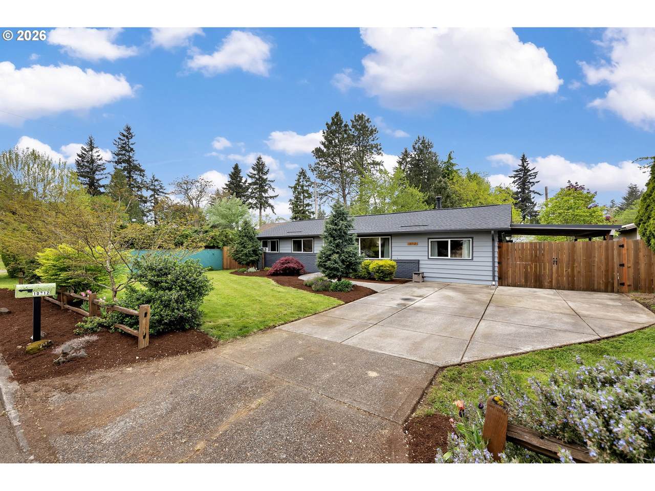 https://bt-photos.global.ssl.fastly.net/portland/1280_boomver_1_121703557-2.jpg