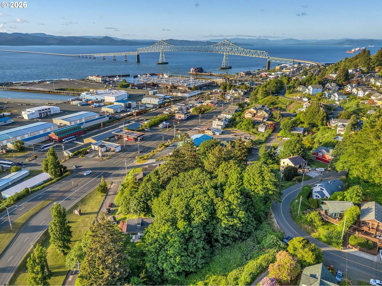 https://bt-photos.global.ssl.fastly.net/portland/1280_boomver_1_121794851-2.jpg