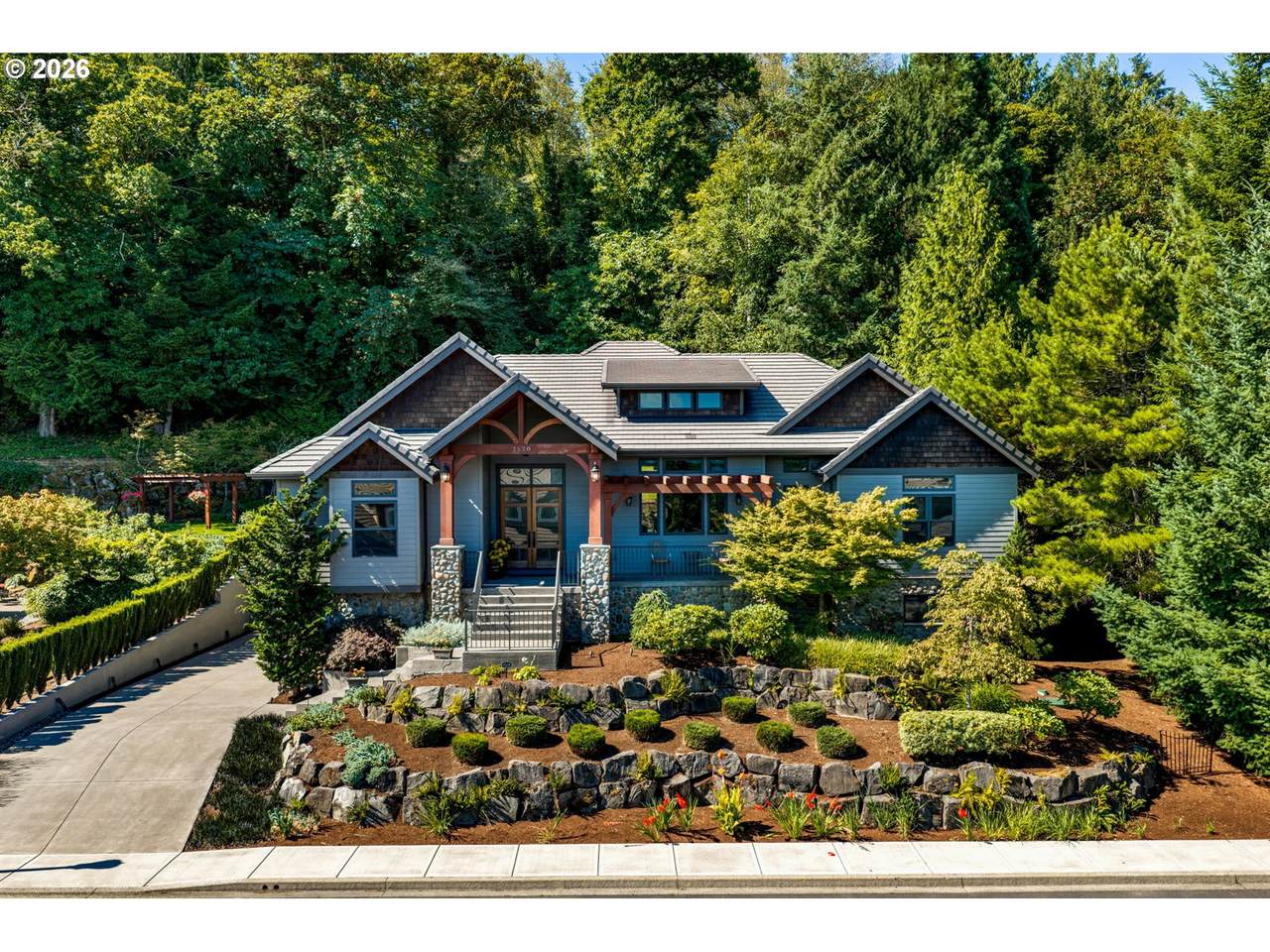 https://bt-photos.global.ssl.fastly.net/portland/1280_boomver_1_123337017-2.jpg