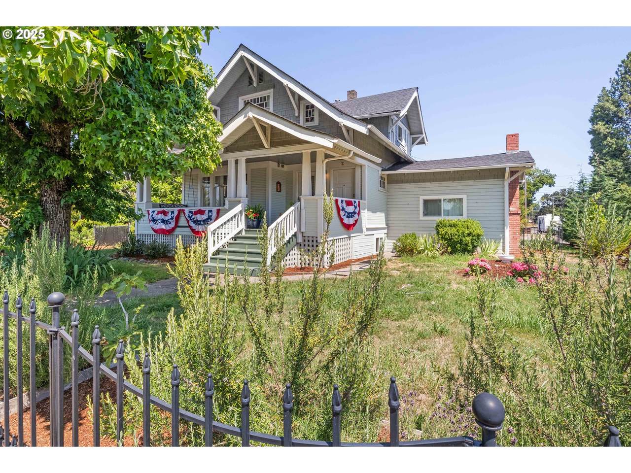 91 Main St - Photo 1