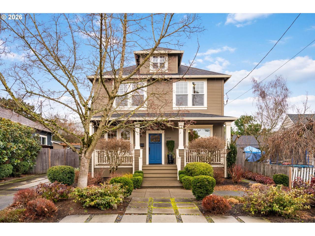 5727 Tillamook St - Photo 1