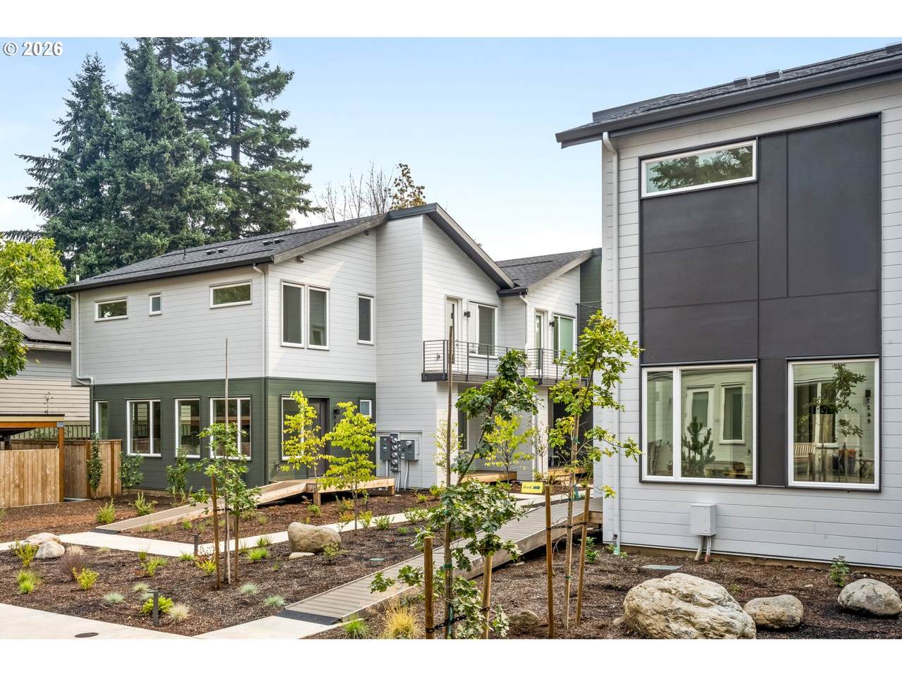 https://bt-photos.global.ssl.fastly.net/portland/1280_boomver_1_126431968-2.jpg